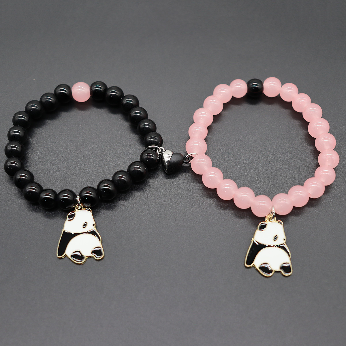 欧米のクロスボーダーtkがよく売れています。