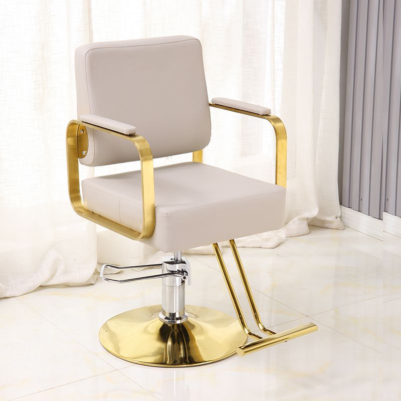 Pequeño pedal - asiento gris pálido - reposabrazos dorados - disco galvanizado