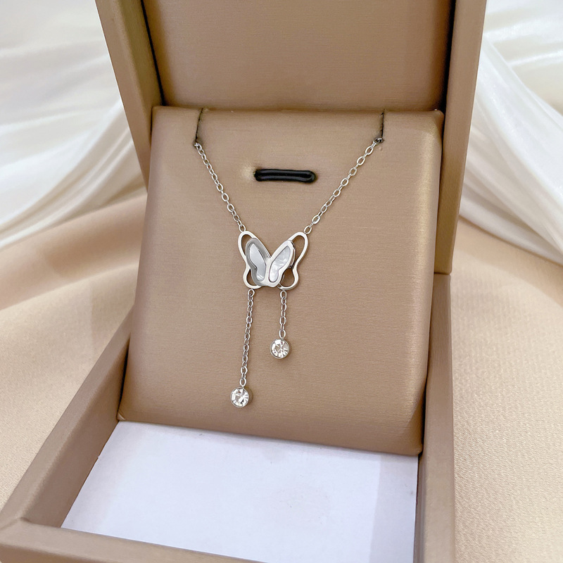 Titanium Steel IG Style Sweet Plating Inlay Butterfly Shell Zircon Necklace display picture 3