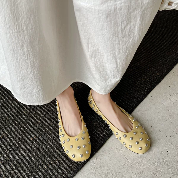 2026 Spring French Retro Style Studded Genuine Leather Ballet Flats for Women Slip-On Flat Shoes