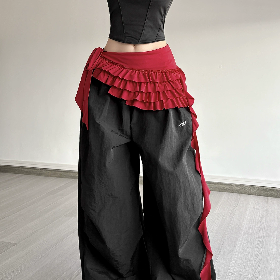 2025 Европейская и американская летняя трансграничная новая модная тенденция, повседневная тонкая универсальная женская лента с нерегулярной лентой на талии