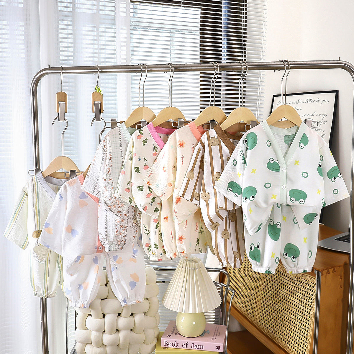 Traje de servicio a domicilio para niños verano nuevo estilo rebeca para niños pijamas para niñas estilo fino ropa de aire acondicionado informal para bebés ropa para niños