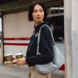 �¼���С��Ʒ��TPB�¿����ˮ�������϶���ѩ����б��μ��Ů