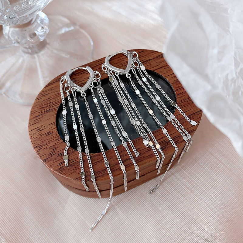 Plata de ley 925 nuevos productos Pendientes de amor de estilo de lujo ligero Moda de lujo ligero Pendientes largos de alta gama Pendientes con borlas Versión coreana