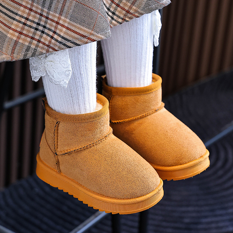 Botas de nieve para niños 2025 invierno nuevo tipo de zapatos de algodón para niñas calentamiento zapatos de niñas zapatos de algodón de nieve para niñas zapatos de lana