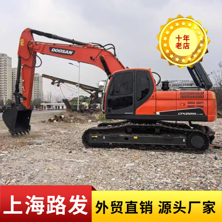 Excavadora Hitachi Komatsu DX225DX300 suministrada directamente por la fábrica de comercio exterior