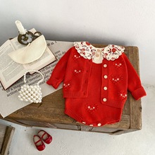 INS套装2025秋装女宝宝抓周服红色爱心花朵绣花长袖开衫+背带哈衣