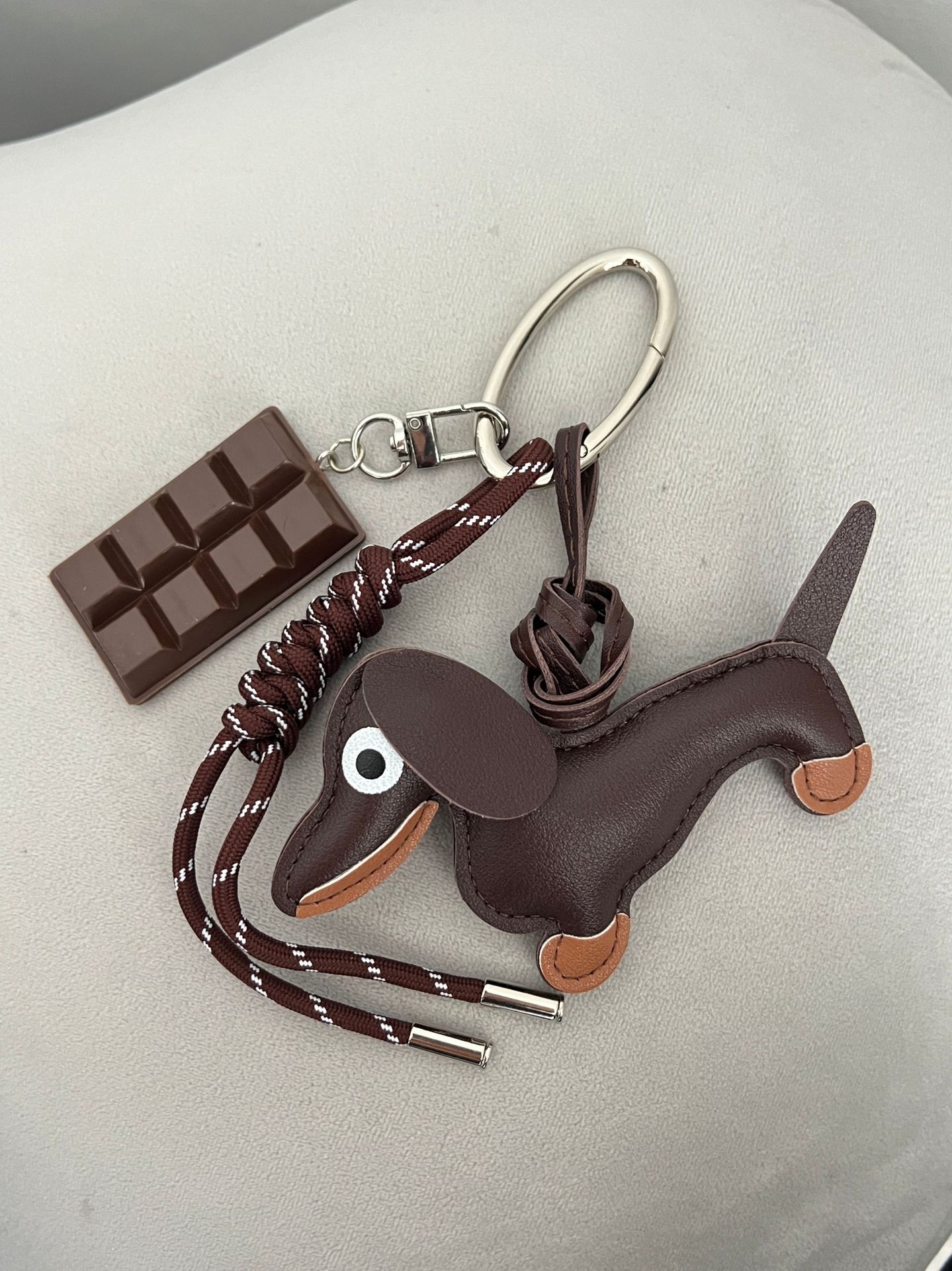 초콜릿 닥스훈트 브라운 로프 스타일