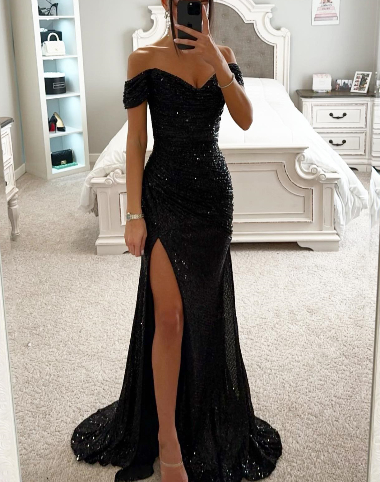 Femmes Robe De Fête Style Classique Col En V Paillettes Fente Fermeture Éclair Sans Manches Couleur Unie Maxi Longue Robe Banquet Fête display picture 1