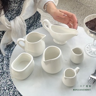 Ceramic Milk Jug Western Steak Juice Bucket Coffee Milk Cup Condensed Milk Spoon Mini Milk Jug Milk Pot Milk Honey Cup Sugar Jug