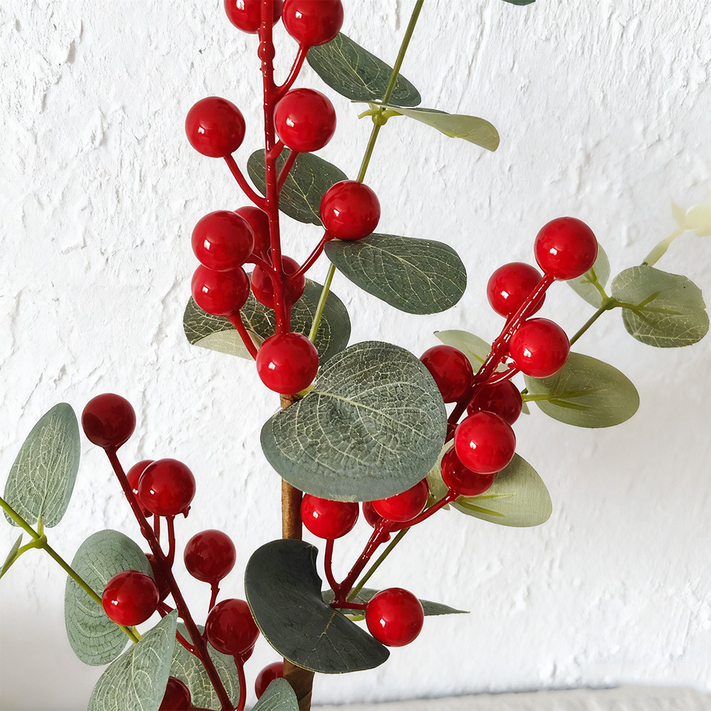 Juggernaut de bayas de eucalyptus decoración de Navidad árbol de Navidad Juggernaut atmósfera de Navidad adornos de fruta roja Amazon 2025