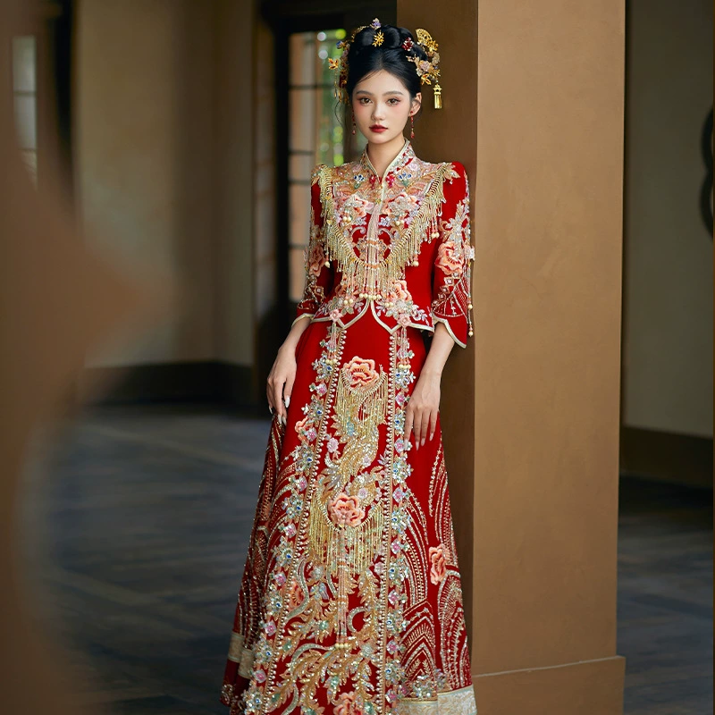 Original luxury velvet Xiuhe suit bride wedding dress 2025 new style going out dragon and phoenix gown Chinese wedding dress