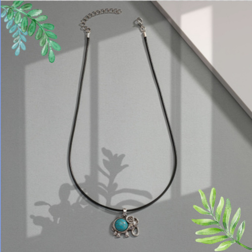 Très populaire en Europe et en Amérique : pendentif éléphant avec chaîne en corde cirée, style punk hip-hop unisexe unique et tendance._voghion.com