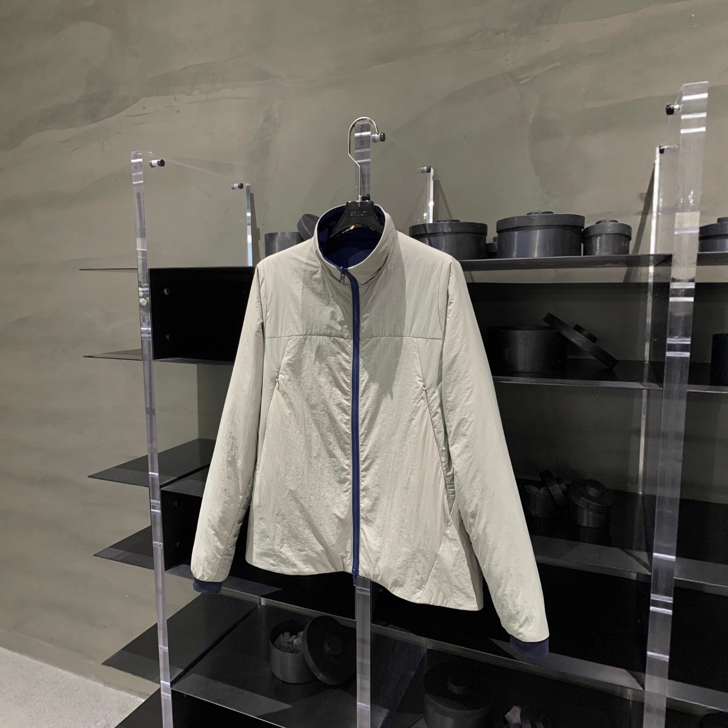 2024 가을과 겨울 새로운 방풍 재킷 여성의 느슨한 슬리밍 하이 R 여성용 캐주얼 지퍼 재킷