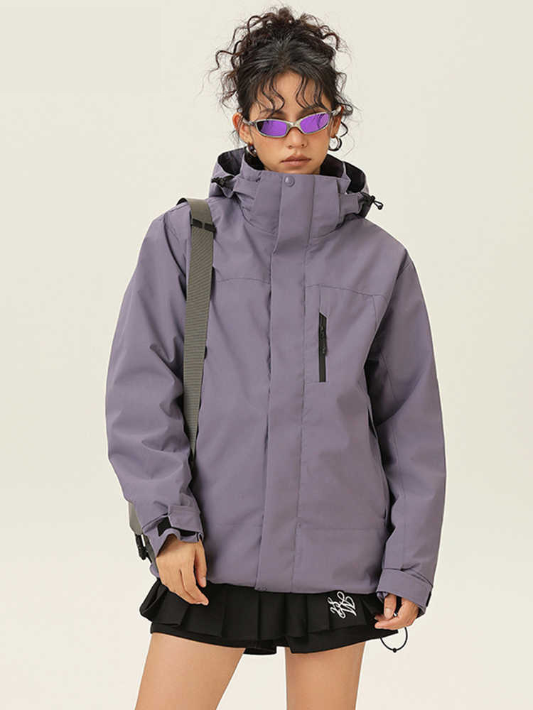 Super hermosa ropa de asalto mujer 3 en 1 desmontable 2025 nuevo otoño y invierno al aire libre pareja de montaña chaqueta a prueba de viento hombre