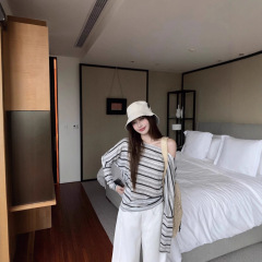 韩系慵懒风复古条纹斜肩长袖T恤女早秋休闲宽松显瘦百搭减龄上衣