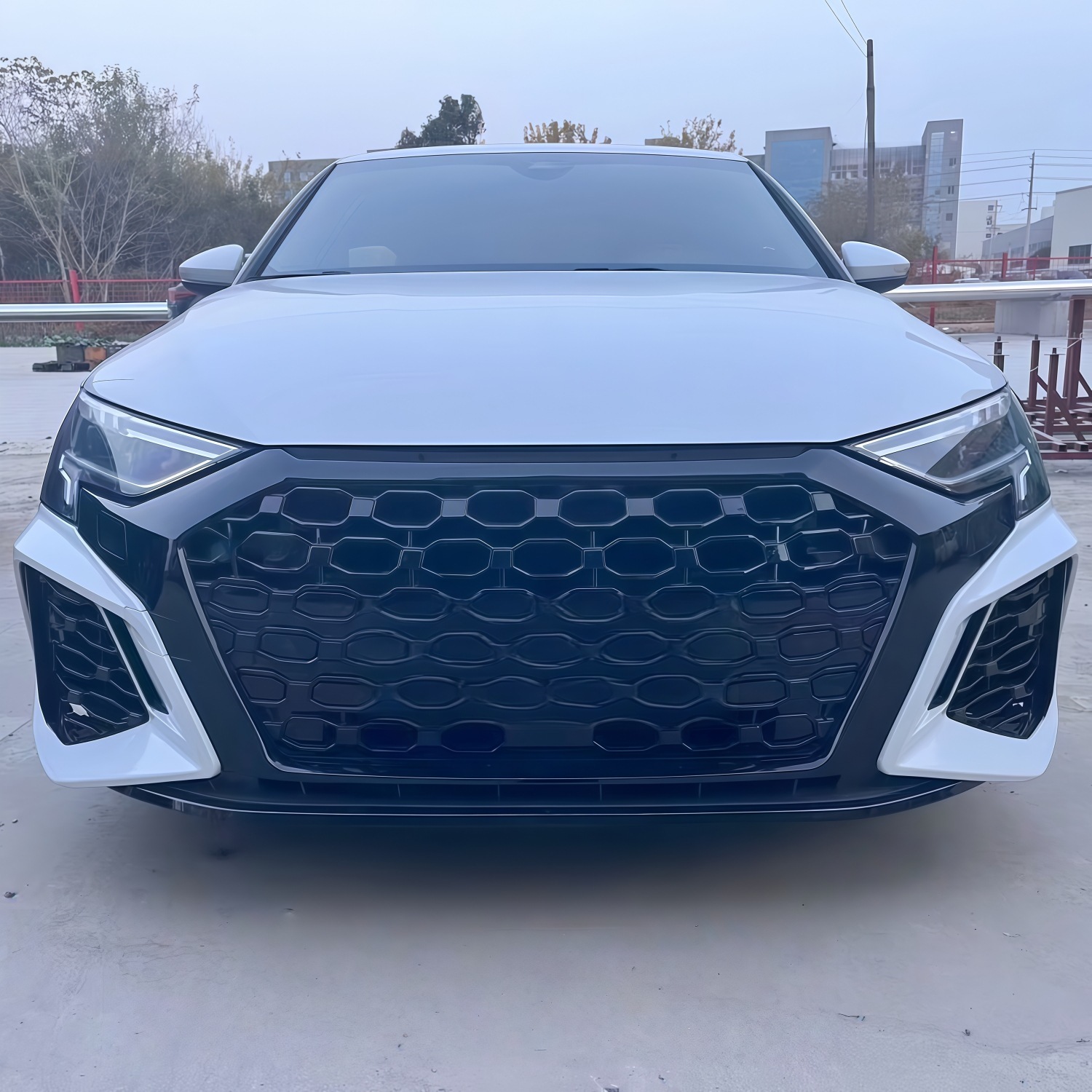Suitable for Audi 21-24 A3 models, this includes an RS3 front bumper, grille, and front fascia for modification