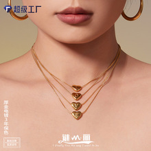 谜丽 不锈钢26字母爱心吊坠锁骨项链欧美风时尚轻奢饰品镀18k真金