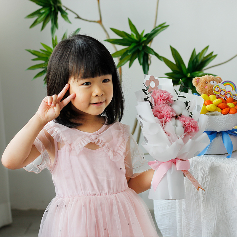 Yunnan inmortalidad flor de Navidad inmortalidad claveles buquete de dibujos animados al por mayor para el regalo del maestro del día del maestro