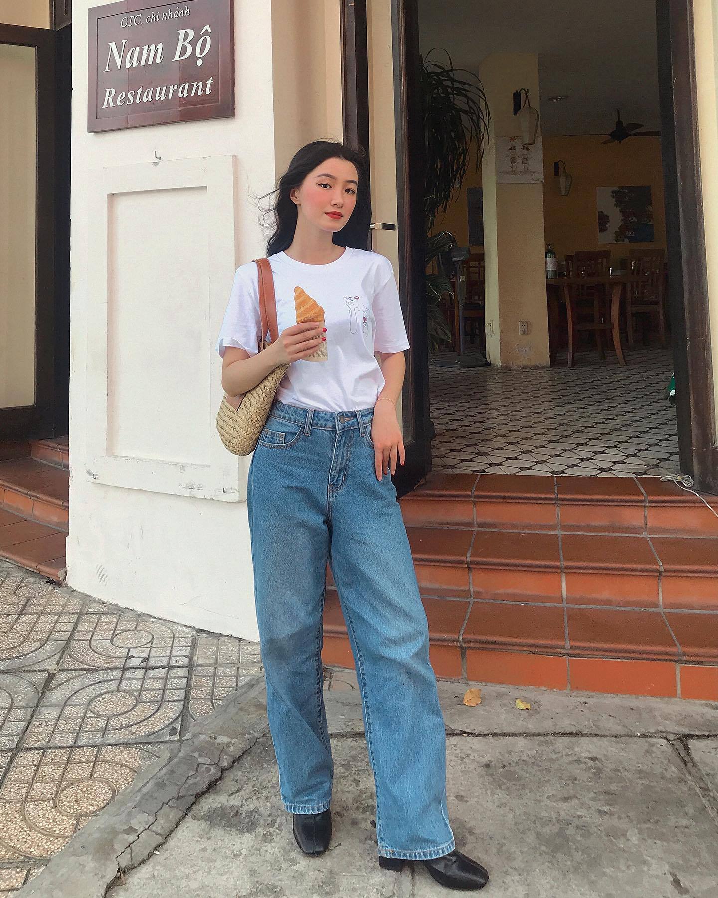 247110120_431022261719218_4997