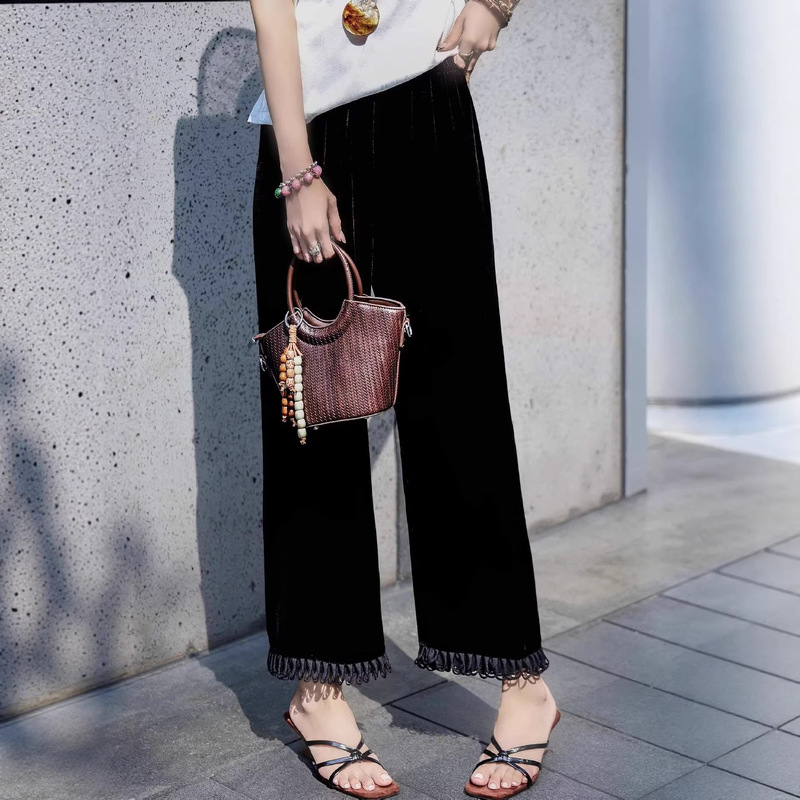 Silk Velvet Elastic Waist Black Versatile Comfortable Skin-Friendly Solid Color Simple Everyday Artistic Spring Summer Wide-Leg Cropped Pants Silk Velvet Elastic Waist Black Versatile Comfortable Skin-Friendly Solid Color Simple Everyday Artistic Spring Summer Wide-Leg Cropped Pants
