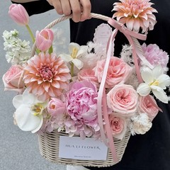 新商品 新しいフラワーバスケット 花アレンジメントボックス 手作りDIYフラワーブーケ包装 ギフト素材 ベージュドライフラワー