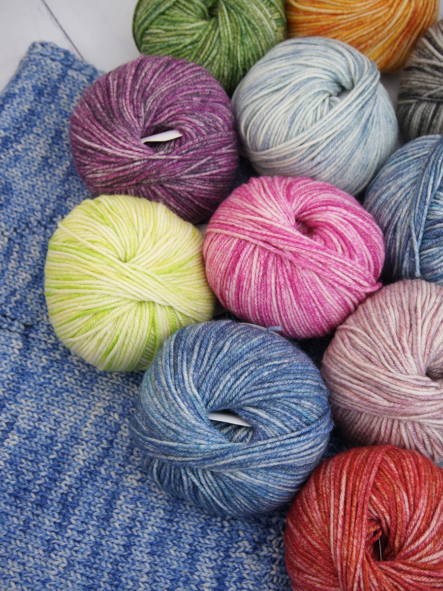 油画秋冬羊毛线手编喷染花式纱棒针中粗围巾毛衣外套线