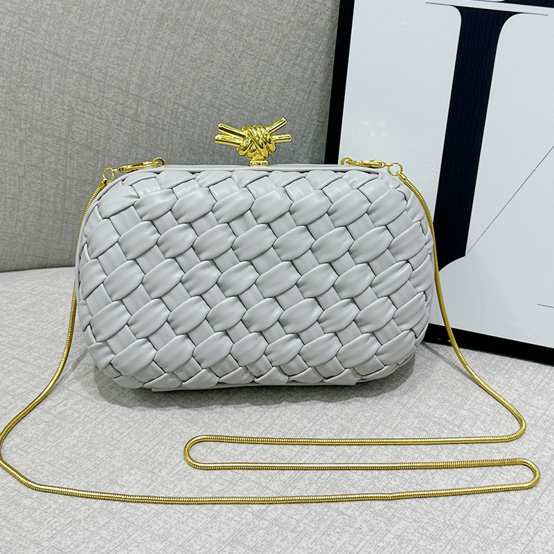 Women's Evening Banquet Bag Hand-Woven Clutch Versatile Shoulder Bag With Chain Strap New 2025 Fashion - Thumbnail 7