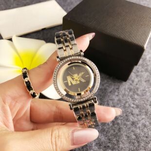 Fashionable watch with letters, diamond encrusted, light luxury style