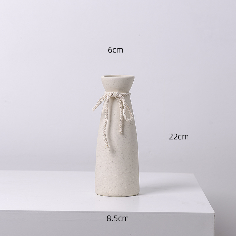 베이지 색 높은 꽃병