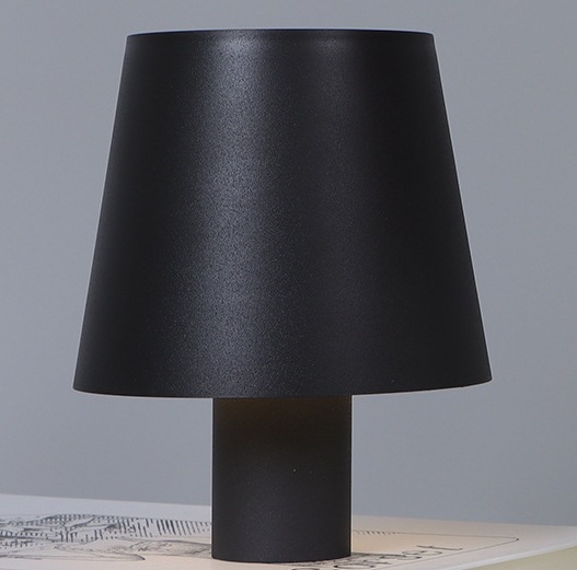 Lámpara de botella de vino enchufable transfronteriza Lámpara de vino RGB Restaurante Bar Atmósfera de carga táctil incorporada Lámpara de mesa de pie alto