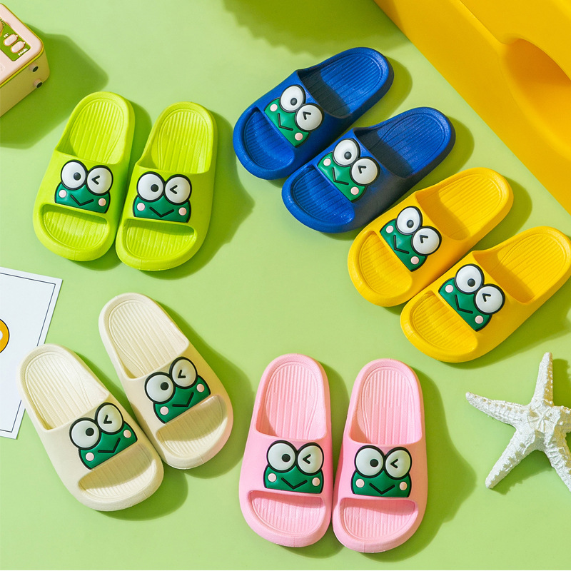 Children's slippers summer boys 2024 New cartoon cute soft bottom non-slip home little girl baby sandals