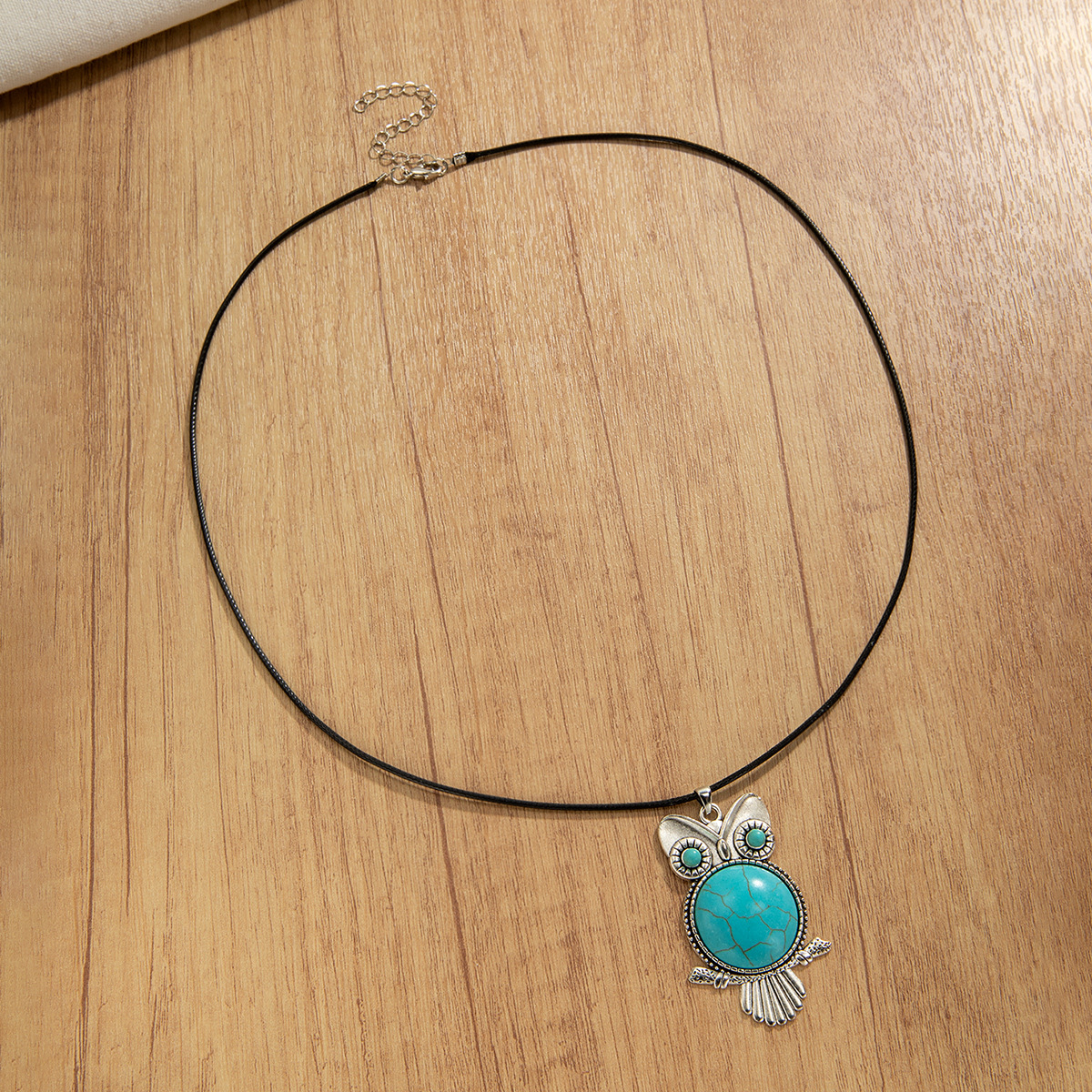 Geometric Moon Retro Classic Style Alloy Pendant Necklace Wholesale display picture 7