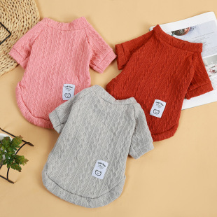 Dog clothes cat autumn and winter clothes warm and comfortable two-legged pet sweater puppy clothes sweater coat