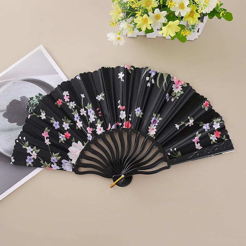 Fábrica de artesanías Chunyu fotografía de estilo antiguo cheongsam tela color quilla flor de cerezo 2 ventilador plegable resistente image 3