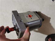 日本NACHI不二越叶片油泵VDR-11B-1A3-1A3-13