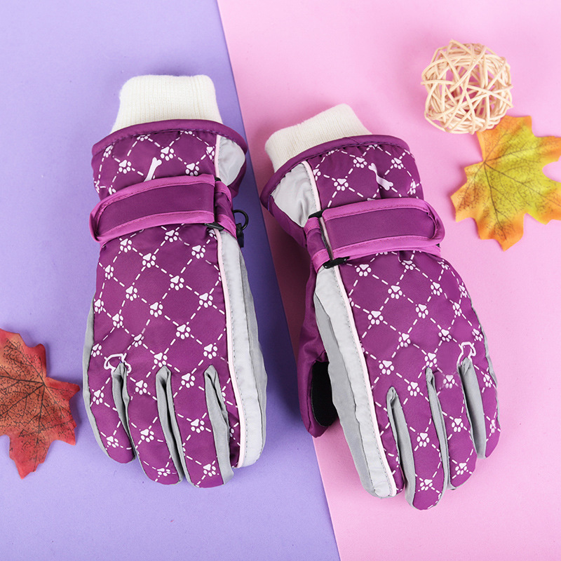 4-17 años de edad de los niños engrosada a prueba de frío impermeable a prueba de viento antideslizante cálido esquí nieve jugando guantes de algodón de invierno