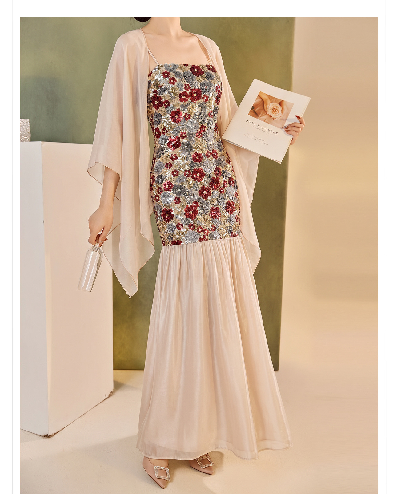 Bộ váy đầm dây thêu ren kết hợp áo khoác cardigan phong cách Trung Hoa mùa hè — Trang chủ, bộ đồ, đầm dây chi tiết 13