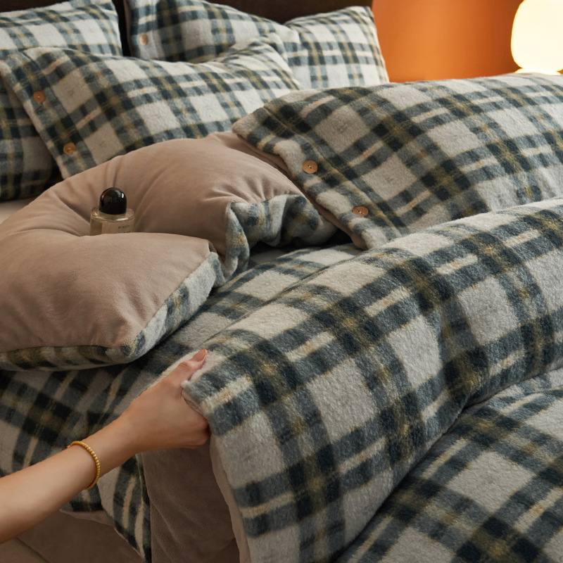 Invierno de alpaca cálida y leche de cachemira gruesa cuatro piezas nuevas sábanas de franela de coral cubierta de colchón de tres piezas