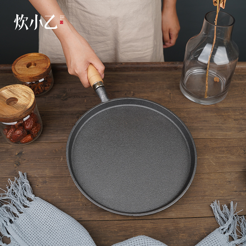Sartén de hierro fundido sartén de hierro de cerdo no recubierto panqueque antiadherente panqueque de mano pan palillos pizza hornear pan 26cm