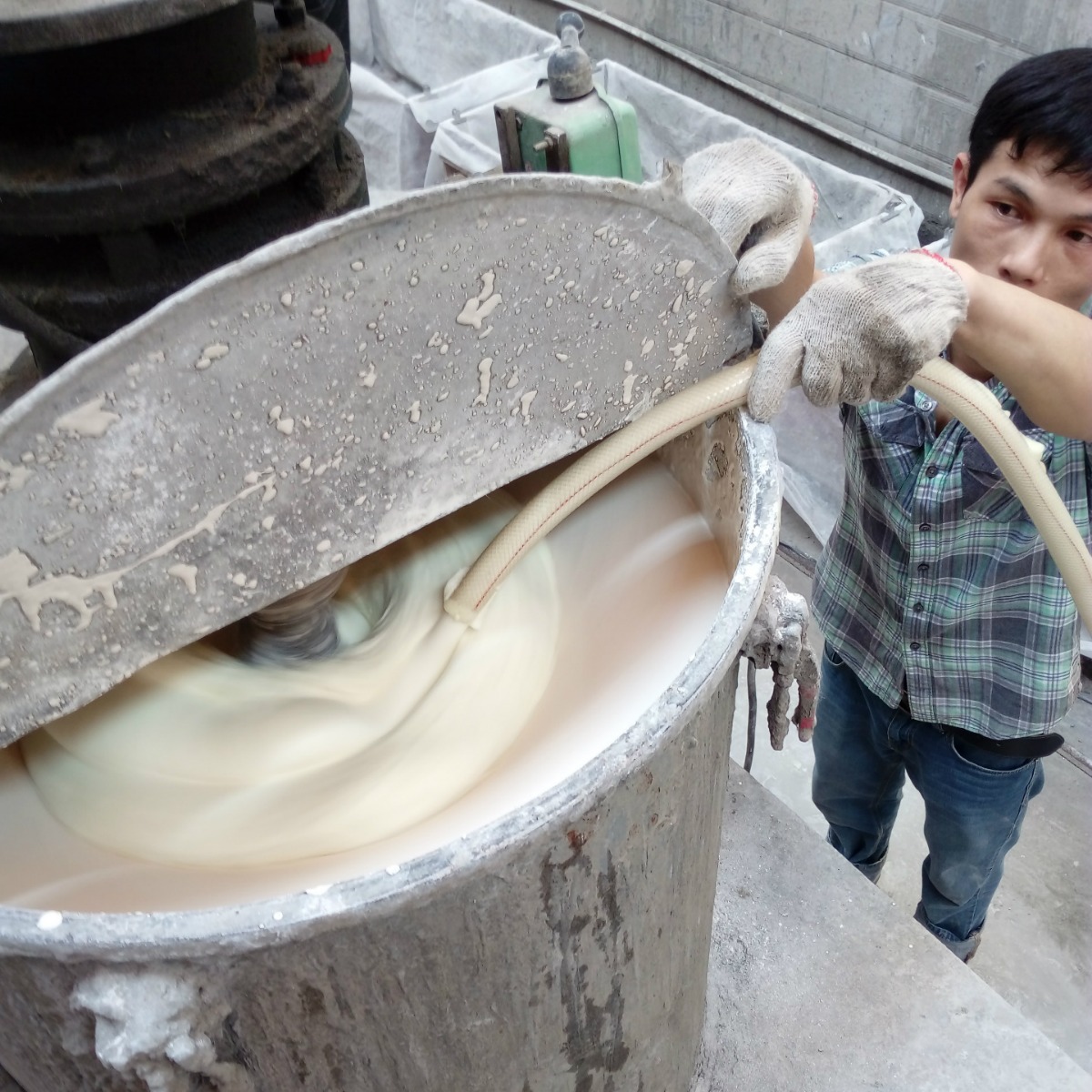 水泥发泡剂配方厂家 发泡剂混凝土砌块设备 专业研究提供技术支持