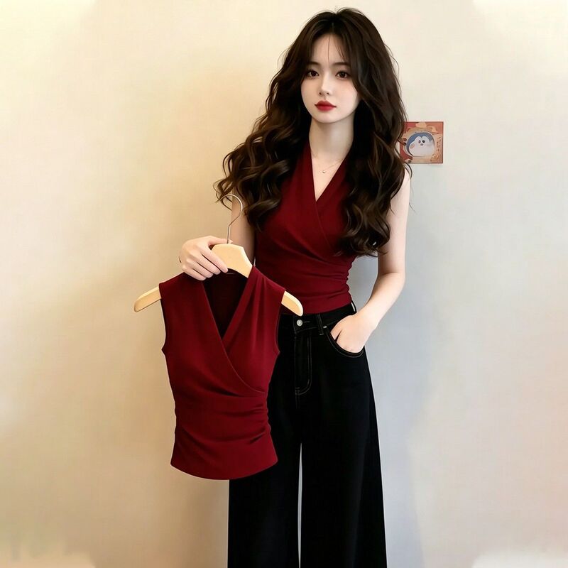 American Retro Cross V-Neck Red Waist-Cinching Sleeveless T-Shirt for Women, 2026 New Style, Stylish and Trendy Outfit Top American Retro Cross V-Neck Red Waist-Cinching Sleeveless T-Shirt for Women, 2026 New Style, Stylish and Trendy Outfit Top