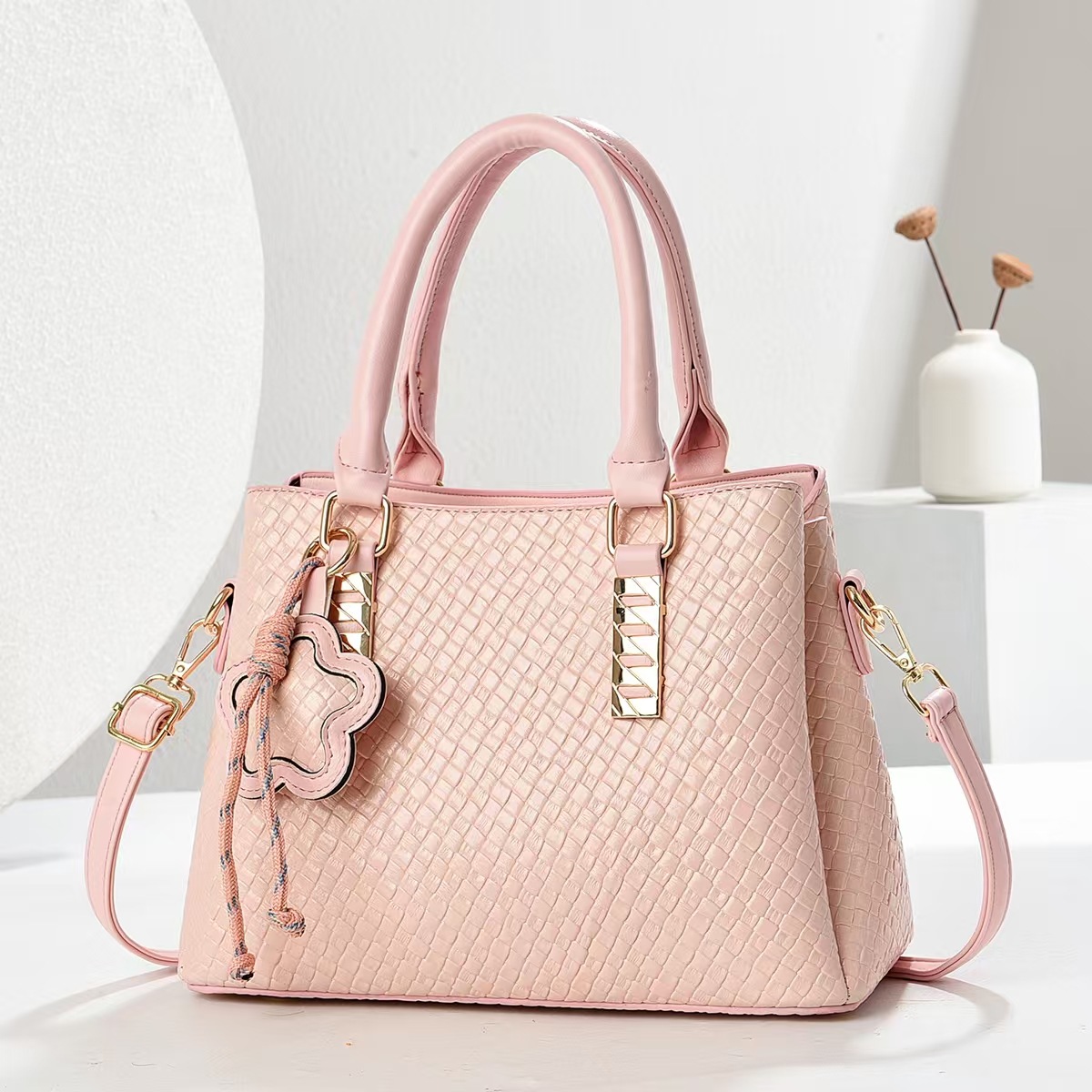 2025 verano nuevo estilo de moda coreana bolso de gran capacidad para mujer bolso de mensajero portátil de un solo hombro marea transfronteriza