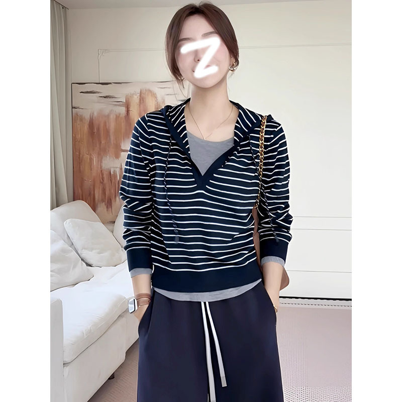 网红 条纹连帽假两件长袖针织衫女秋季小众休闲宽松遮肉上衣|undefined