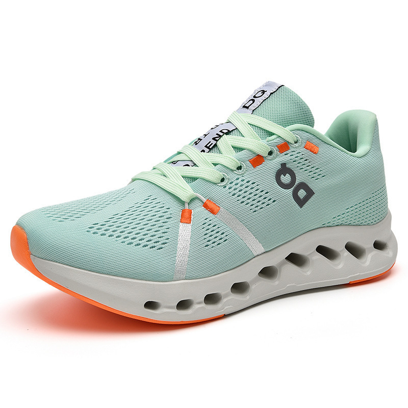 Zapatos de hombre 2024 verano nuevos zapatos de tejido ligero transpirable moda casual zapatos deportivos de correr zapatos de malla de coco zapatos de moda