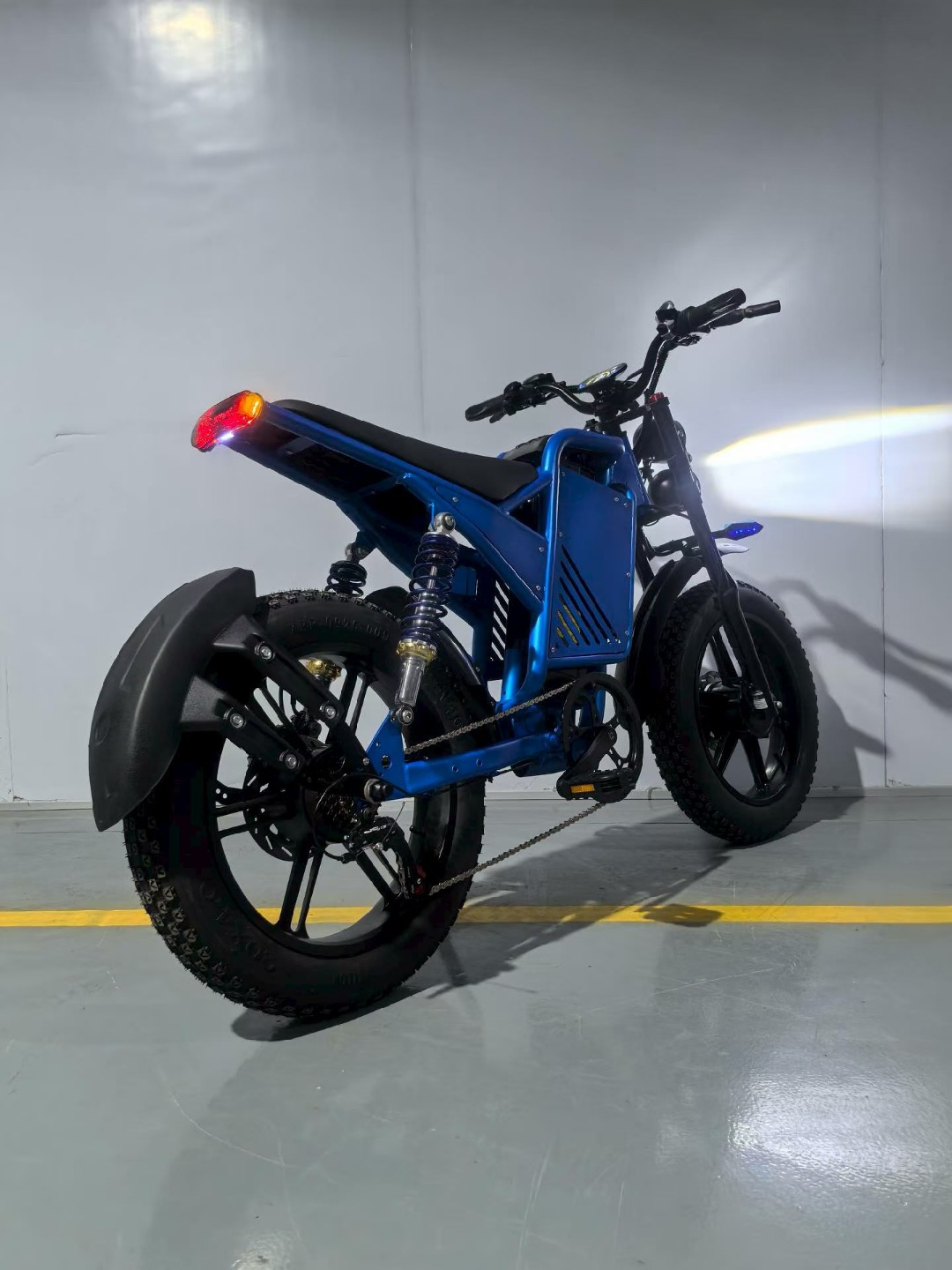 K15 Electric Assist Bicycle Dual Motor EBiK Electric Assist Bike Dual Shock Absorber Dual Drive Motor Electric Vehicle