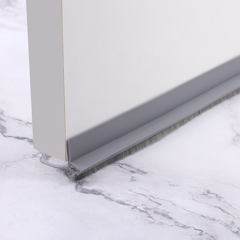 Серый с шерстяными полосками около 3 см*1м