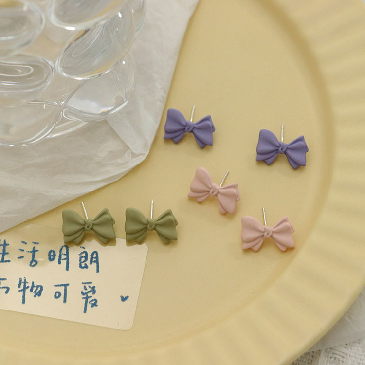 fresh cute earrings with bow