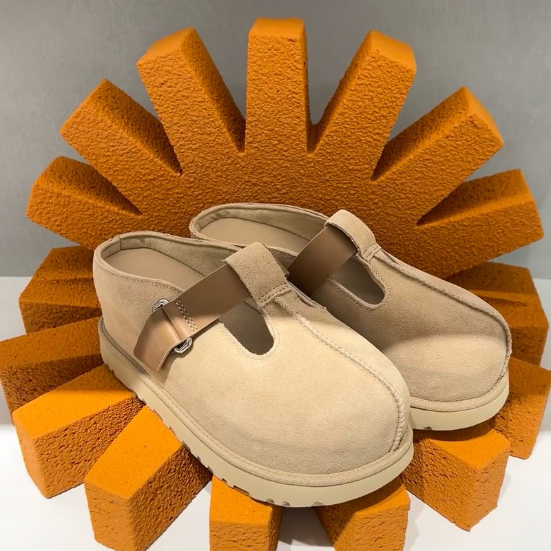 2025 Spring/Summer New Venus Kroger Slip-On Women's Platform Thick-Soled Height-Increasing Closed-Toe Outdoor Half-Slip Slippers