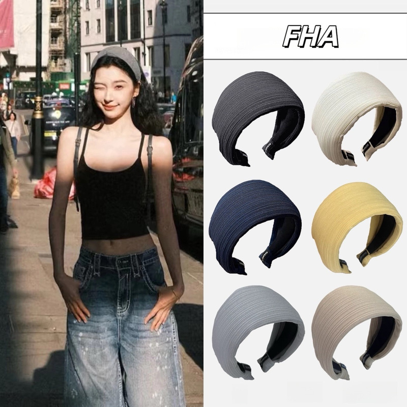 Yi Mengling's High-Quality Upgraded Version of the Wide-Brimmed Headband with a High-Crown Knitted Hair Accessory for All Seasons